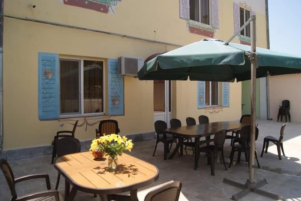 Bonjour House Hotell Jerevan Eksteriør bilde
